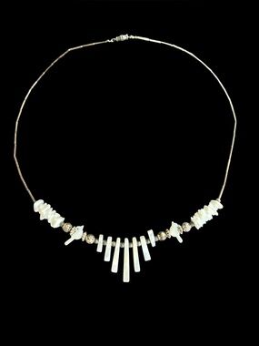 Handcrafted Mother-of-Pearl Spike Necklace - White